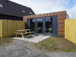 Chalet de jardin habitable 6×3 Helsinki avec fenêtres à gauche – Image 4