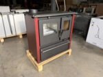 Verso CS Plus Inox Poêle à bois – 7,7 kW – Cuisinière avec four – Rouge bordeaux – Classe d'efficacité énergétique A+ – Haut rendement – Chauffage & cuisson autonomes – Image 4